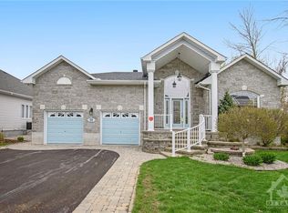 21 De La Rive Dr, Russell, ON K0A1W0