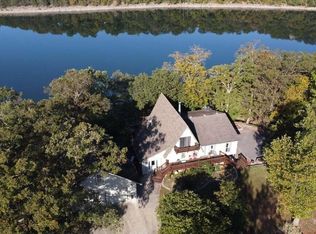 18988 Eagle Point Rd, Eagle Rock, MO 65641