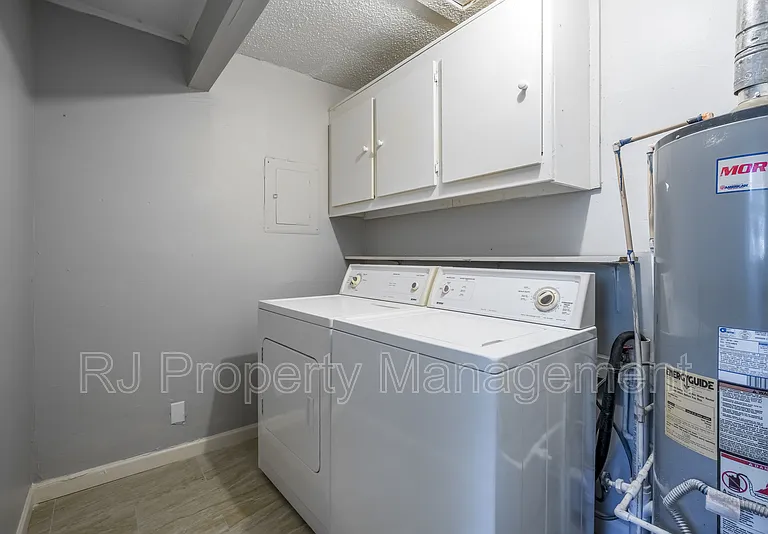 5998 Polk St — Photo 28
