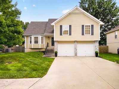 500 SE Alger Dr, Blue Springs, MO, 64014