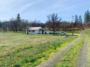 218 Sierra Dr, Eagle Point, OR 97524