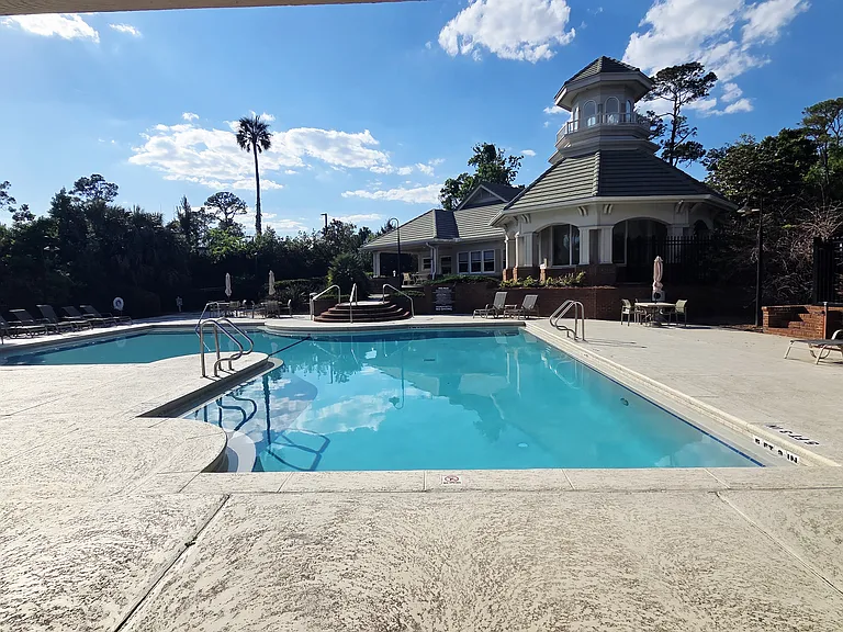 200 Ironwood Dr #211 — Photo 5