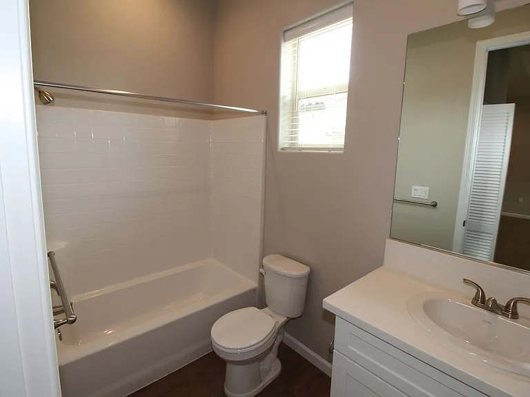 2365 N Arthur Ave — Photo 5