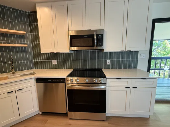 2412 1/2 Hidden Valley Dr APT 2, Grand Junction, CO 81507