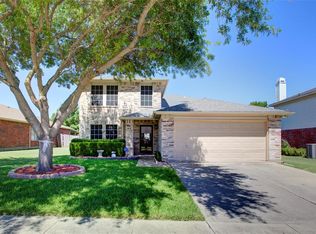 8006 Modesto Dr, Arlington, TX 76001