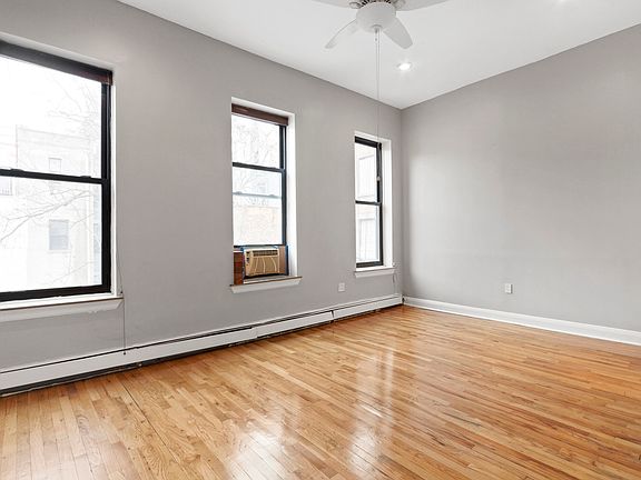 3rd image of 82 W 120th St #2