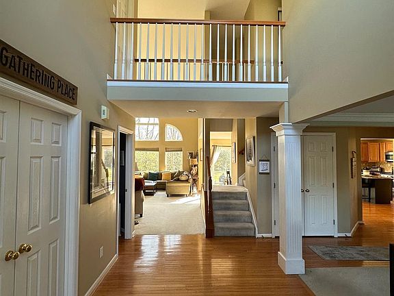 4th image of 1590 River Shore Ct