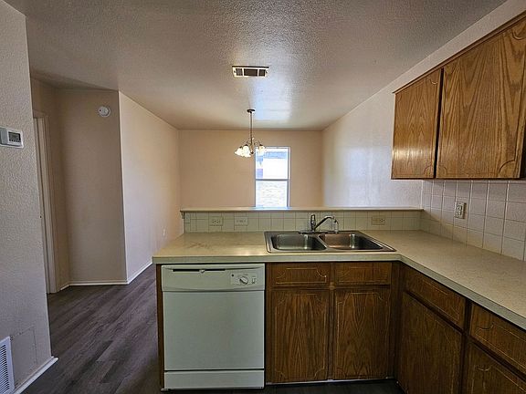 3rd image of 3407 Toledo Dr APT C