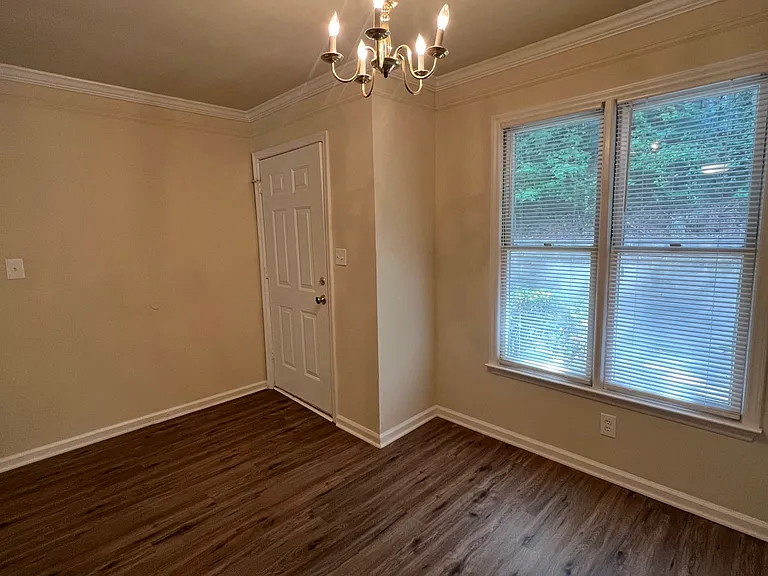 1555A Oakpointe Dr SW #A — Photo 5