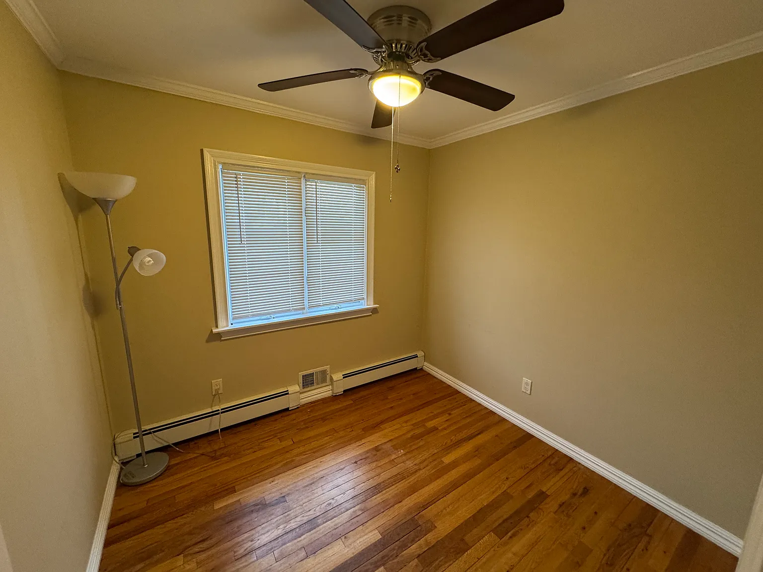 70 Hunter Ln — Photo 4