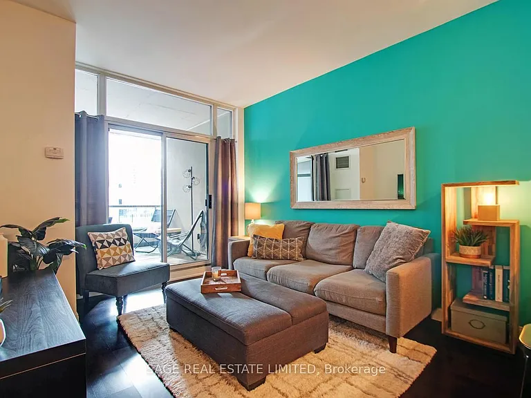 88 Broadway Ave #202 — Photo 12