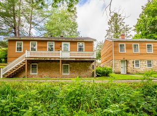 244 S Division St, Galena, IL 61036