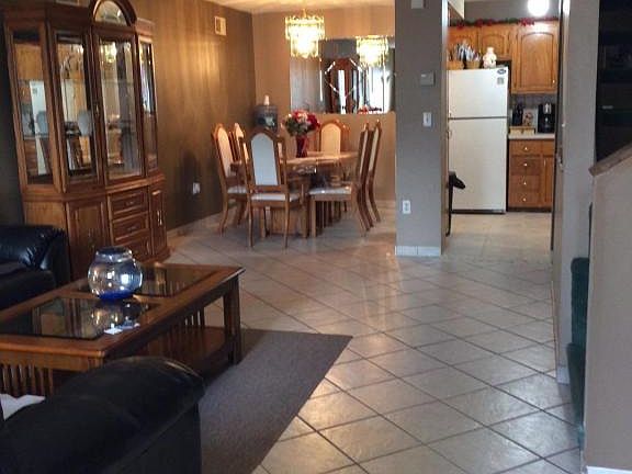 3rd image of 11 Wildwood Ln