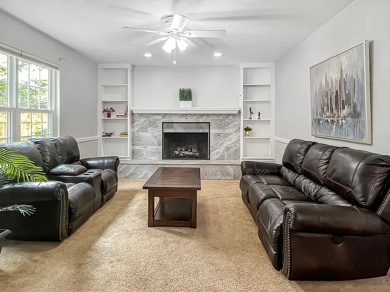 1026 Woodleaf Dr — Photo 24