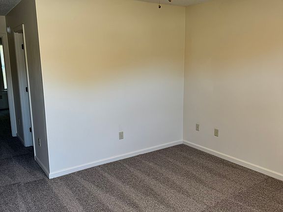 Brand new Mohawk Stain resistant carpet with 8 lb. pad and new paint throughout, crown moldings on widows, ceiling fans.