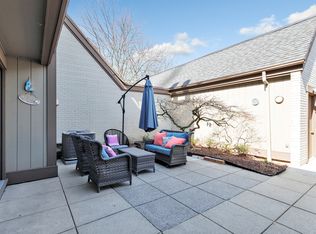 85 Viscount Dr UNIT 2D, Milford, CT 06460