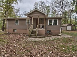 126 Cornflower Ln, Milford, PA 18337