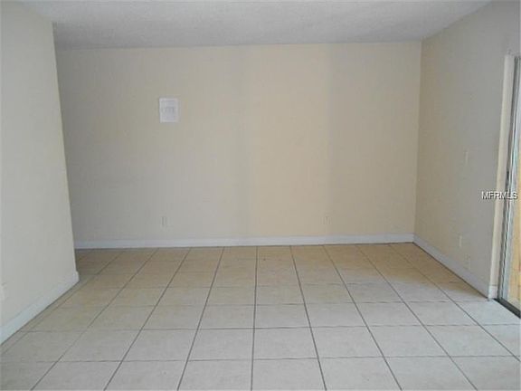 4th image of 8810 Crestview Dr APT B