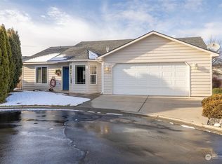 2410 S Arthur Ct, Kennewick, WA