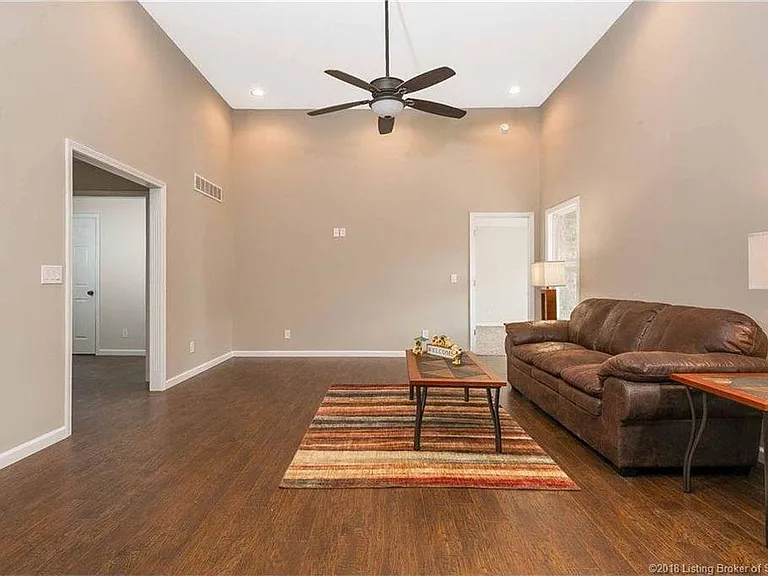 454 Pine Drive Cir — Photo 9