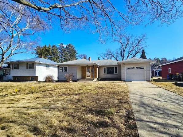 316 29th St, Rockford, IL 61108