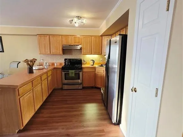 168 Beach 96th Street image 4 of 33