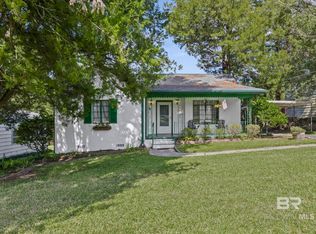 214 Sutherland Dr, Chickasaw, AL 36611