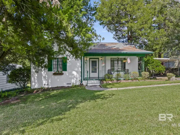 214 Sutherland Dr, Chickasaw, AL 36611