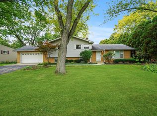 1218 Greenwood Rd, Wheaton, IL 60189