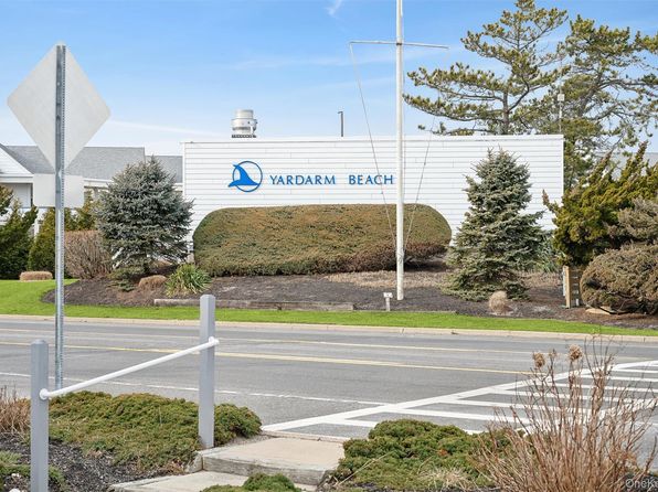 259 Dune Rd Unit 137