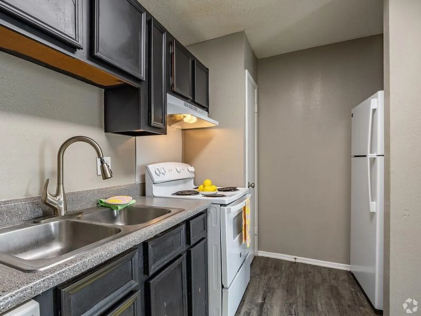 Timber Pointe Apartments — Photo 3