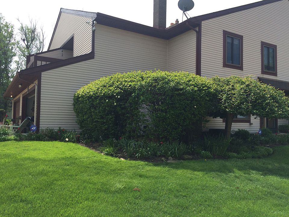 1st image of 661 Allison Dr