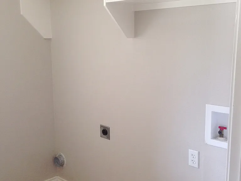 Mission Ranch- 2 Bedroom Duplex for Rent in Lindale! — Photo 10