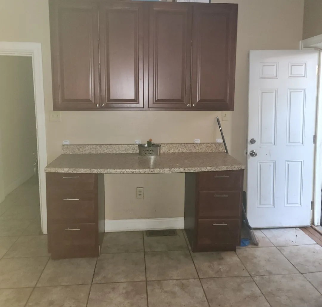 3 bed, $975 — Photo 4