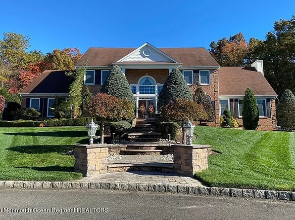 28 Alexis Drive, Farmingdale, NJ 07727