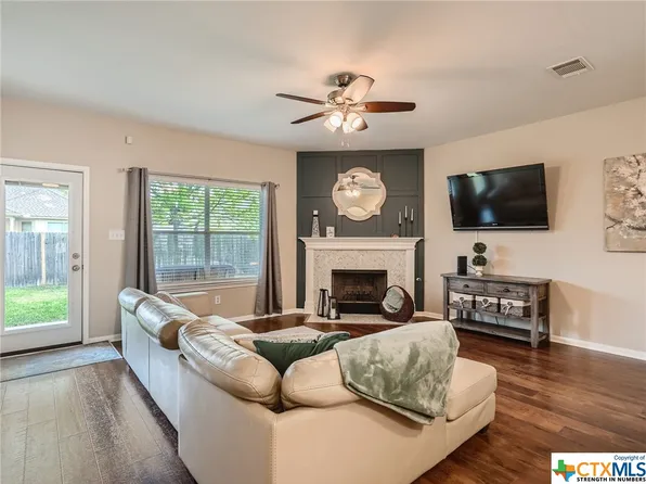 4614 Madrid Dr, Georgetown, TX 78628