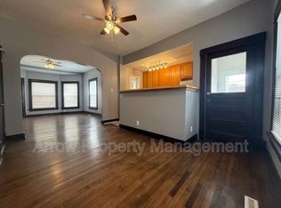 2727 P St APT 1, Lincoln, NE 68503