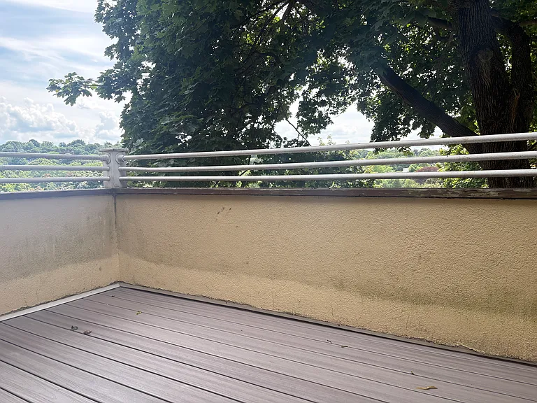 Completely new decking installed in street-facing that is connected to bedroom #1.