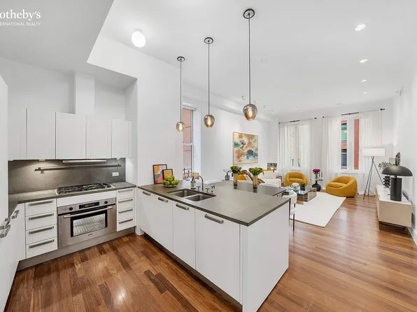 92 Laight St #5J, New York, NY 10013