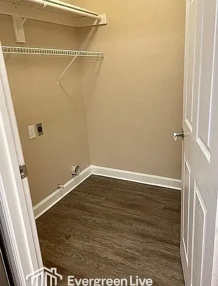 648 Carrier Dr — Photo 10