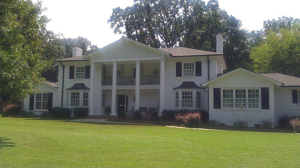 913 Myrtle Drive