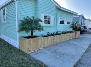 1185 Ottawa Trl, Fort Myers Beach, FL 33931
