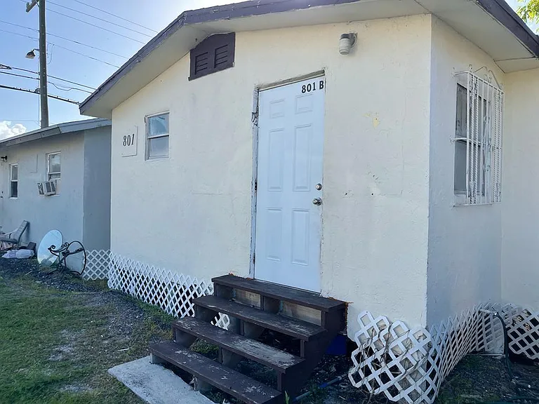 801 Dr Martin Luther King Jr Blvd W #B — Photo 1