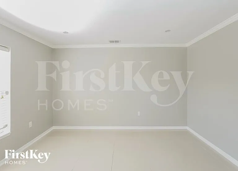 3108 Sky St — Photo 6