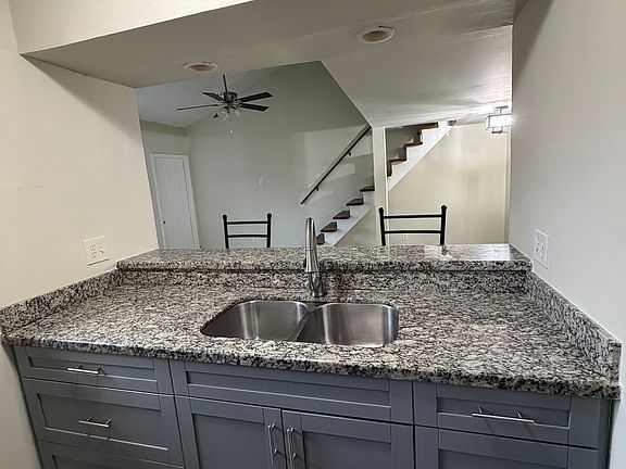 5th image of 2032 SW 81st Way