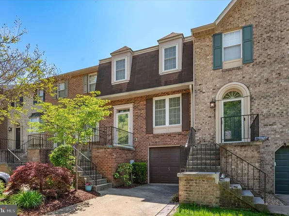 7958 Parkland Pl, Frederick, MD 21701