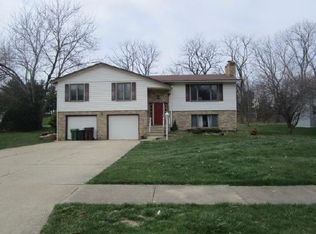 395 Kent Dr, Tallmadge, OH