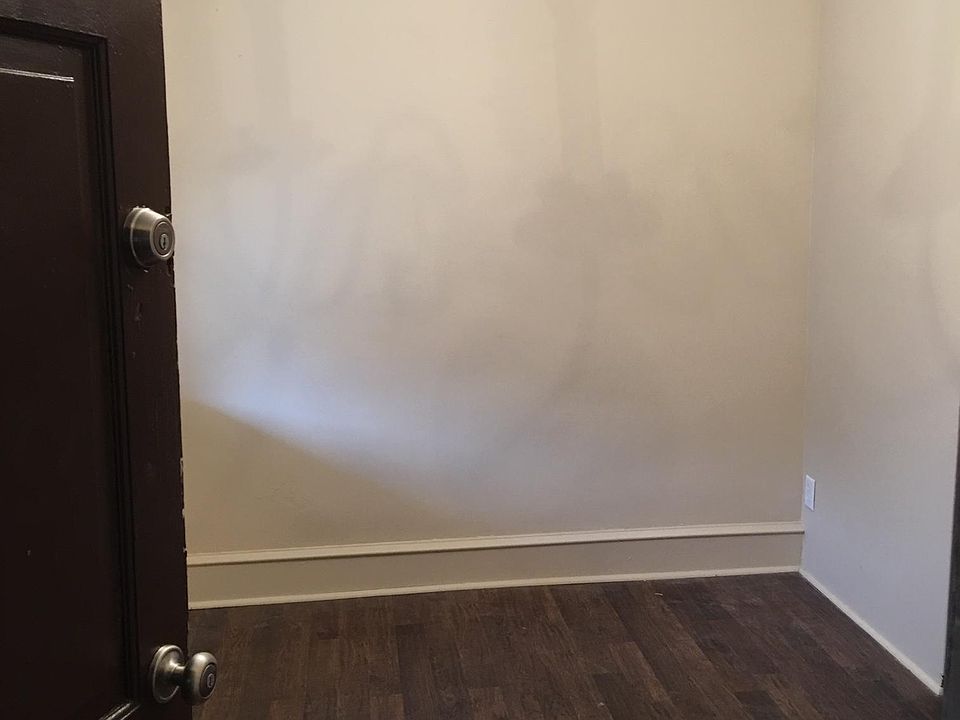 2nd image of 5618 N 15th St