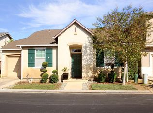 773 W Bordeaux Ln, Clovis, CA