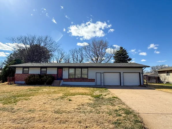 137 9th St, Phillipsburg, KS 67661